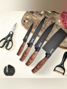 Set of 7 Kitchen Knives w/Sharpener, Peeler & Scissors